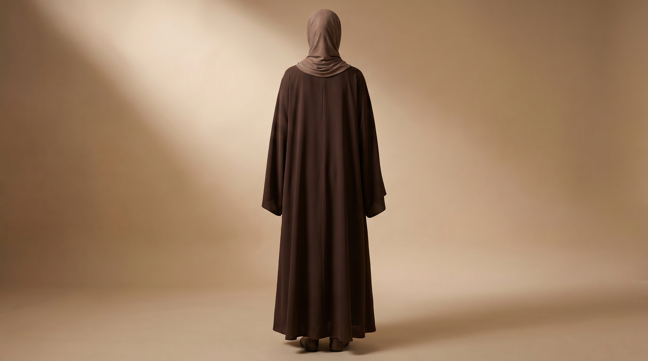 ESSENTIAL DEEP BROWN ILYA ABAYA