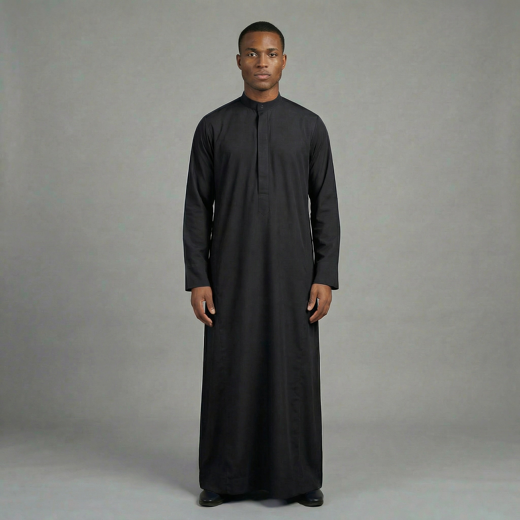 ILYA platinium obsedian black thobe