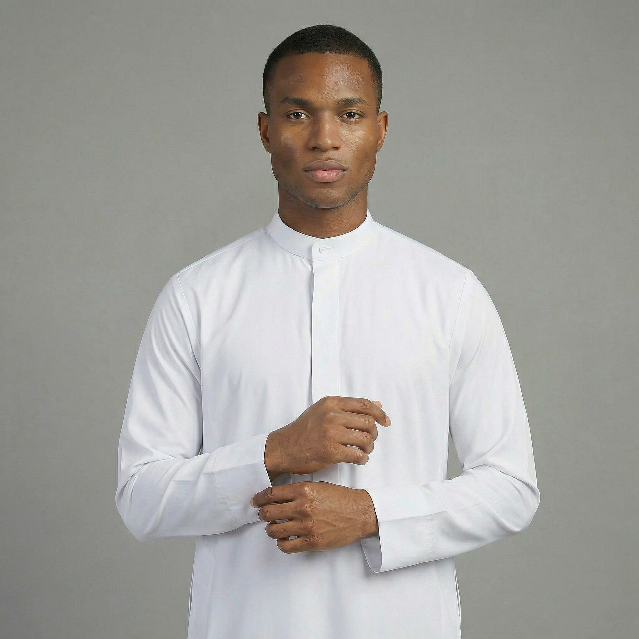 ILYA platinium white thobe